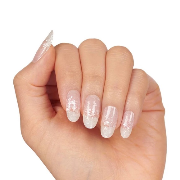 *Retired* Color Street: Over the Moon | White Glitter-Dipped Overlay Sparkle - Picture 9 of 11